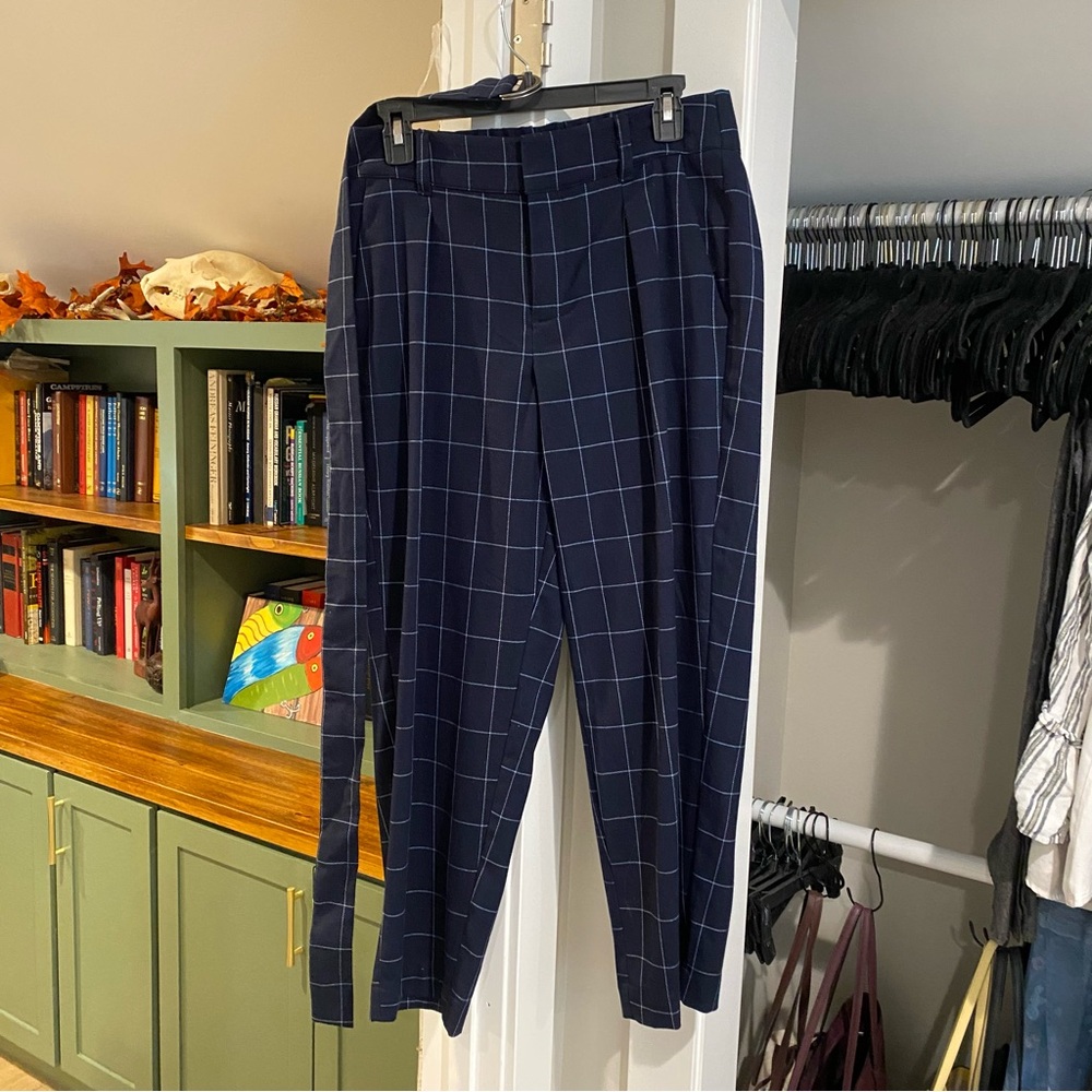 Belted pants